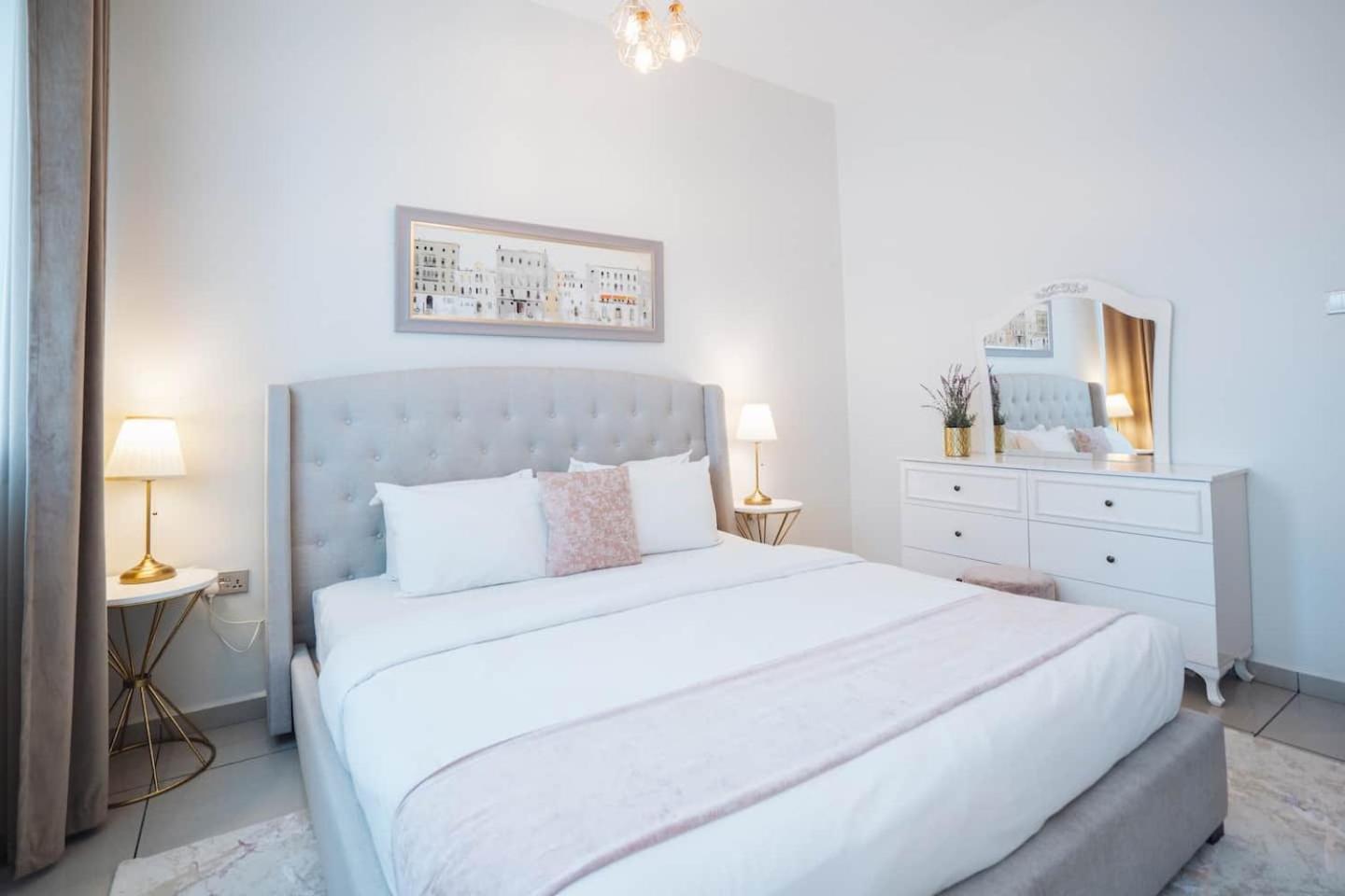 Charming Warm Suite With Amazing Views Of The City 迪拜 外观 照片