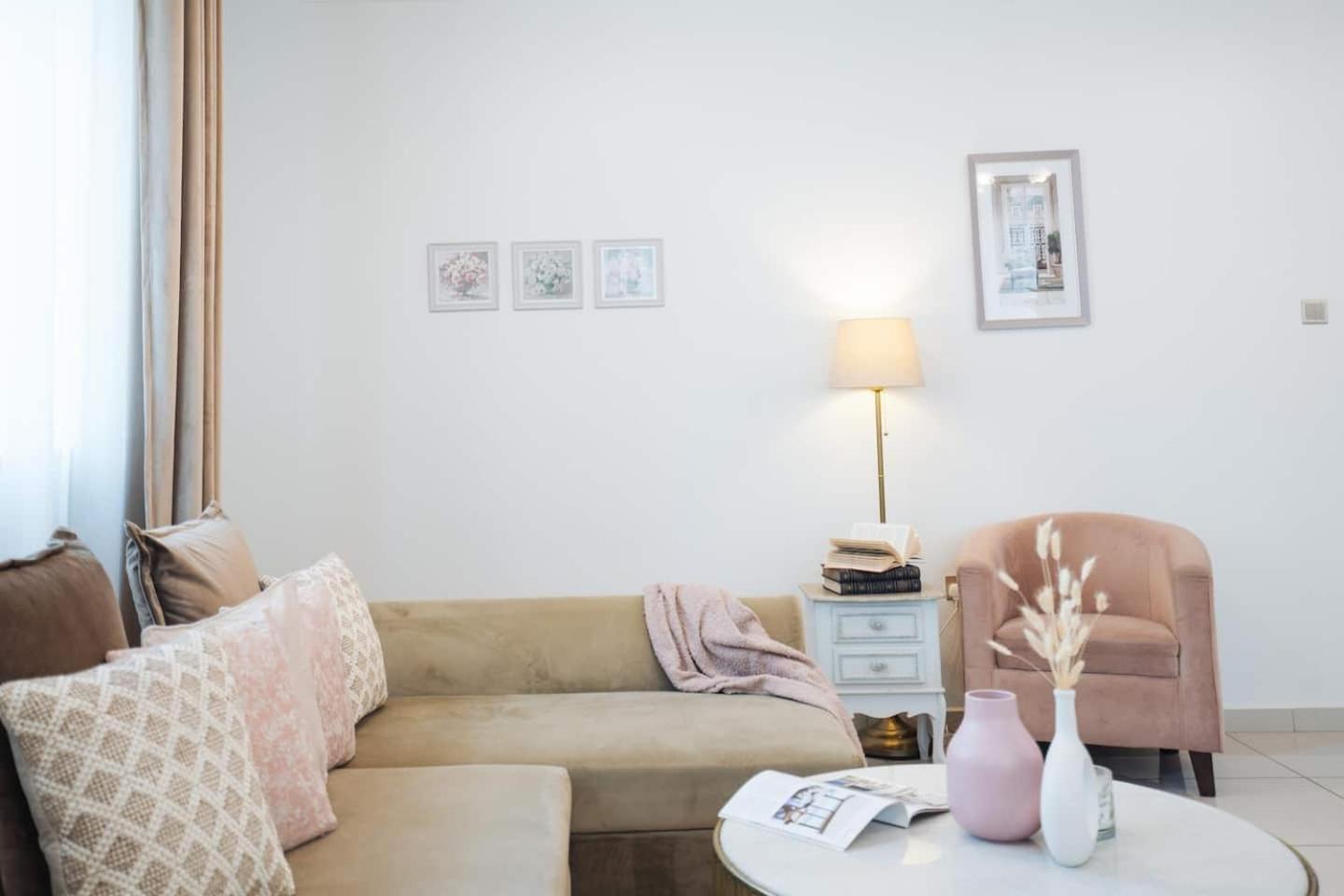 Charming Warm Suite With Amazing Views Of The City 迪拜 外观 照片