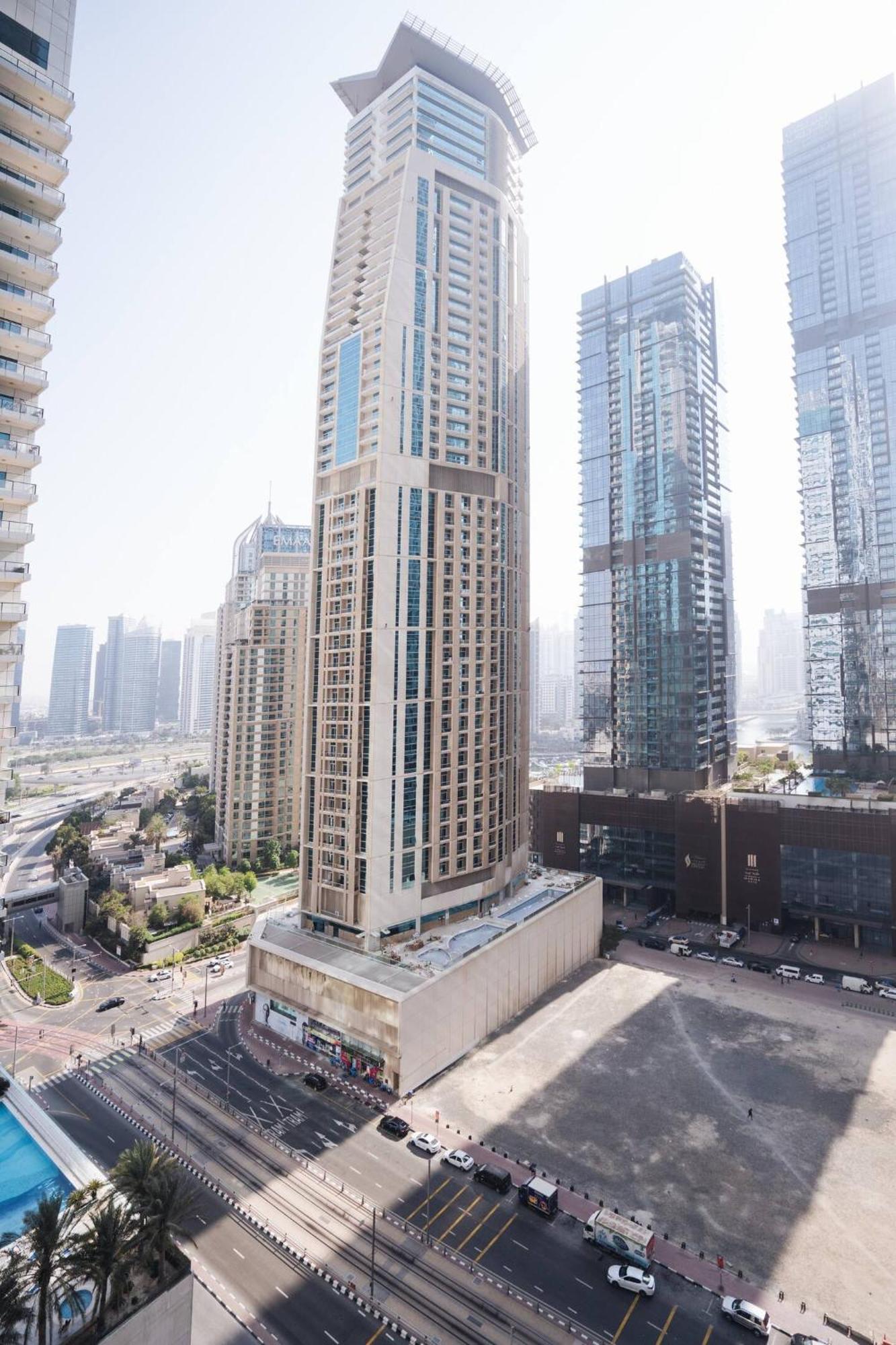 Charming Warm Suite With Amazing Views Of The City 迪拜 外观 照片